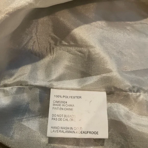 “COCO & TASHI” Black and White Floral Coat Dress . - Picture 12 of 15